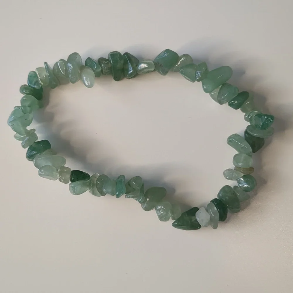 Green Quartz Flexible stretch bracelet - Picture 3 of 3
